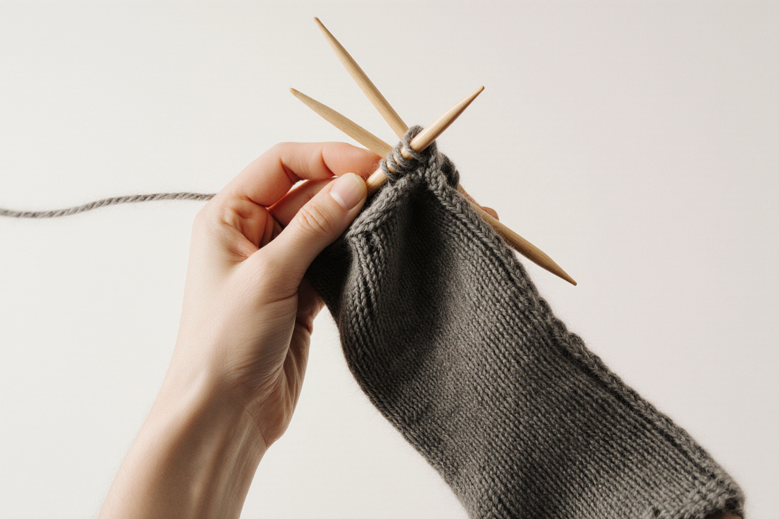 The two measurements : How to knit socks on double-pointed needles: cuff, heel, gusset, toe